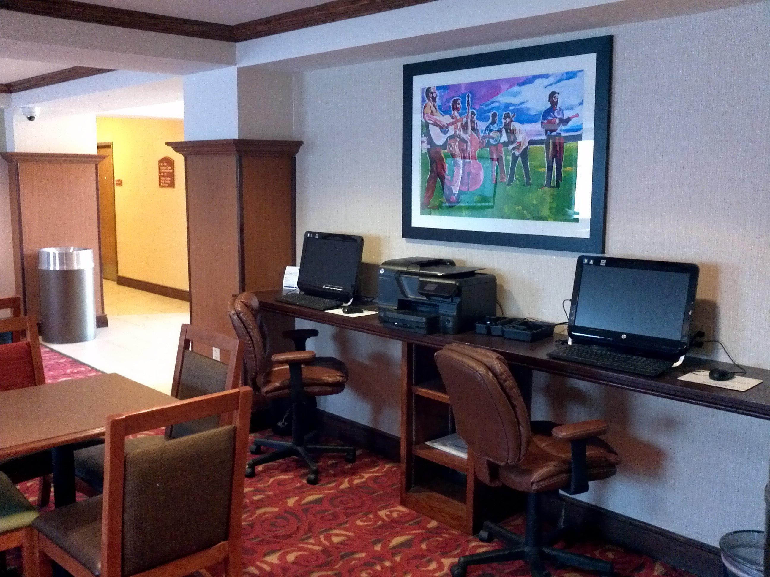 Holiday Inn Express And Suites Грийнвил Съоръжения снимка